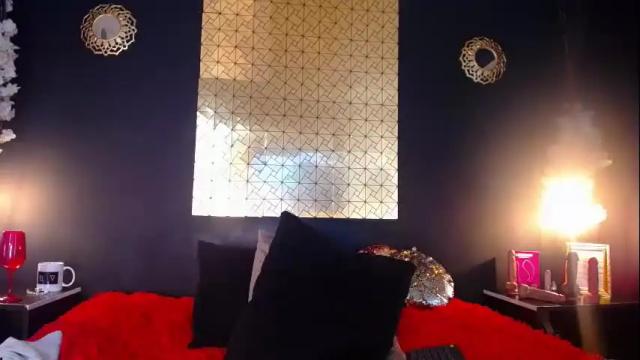 Image 3 of _caro_lyne_ Stream on Chaturbate on 1 month ago