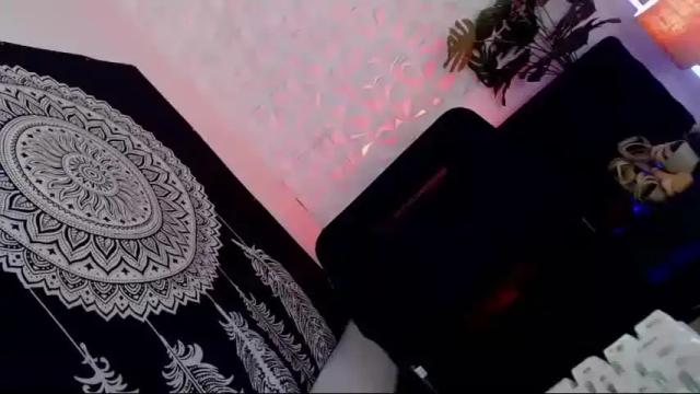 Image 11 of _caroline69 Stream on Chaturbate on 1 month ago