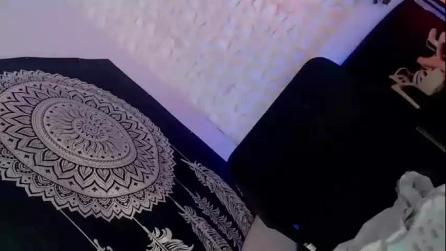 Image 10 of _caroline69 Stream on Chaturbate on 1 day ago