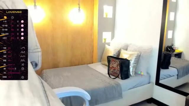 Image 3 of _cataleya_27 Stream on Chaturbate on 16 months ago