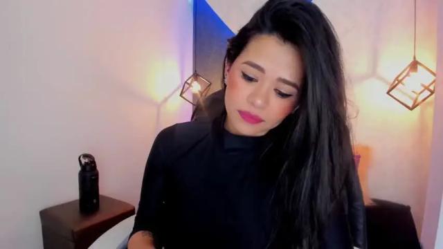 Image 4 of _cataleya_27 Stream on Chaturbate on 14 months ago