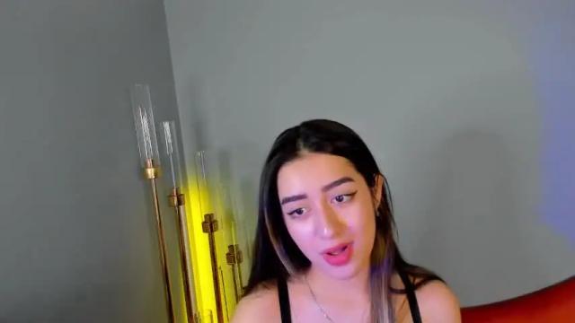Image 3 of _celine___ Stream on Chaturbate on 13 months ago