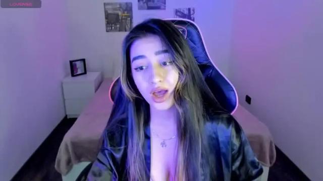 Image 4 of _celine___ Stream on Chaturbate on 12 months ago