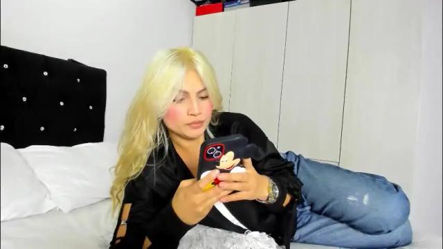 Image 4 of _cereza_ Stream on Chaturbate on 2 months ago