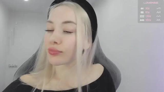 Image 4 of _chatur_babe Stream on Chaturbate on 13 months ago