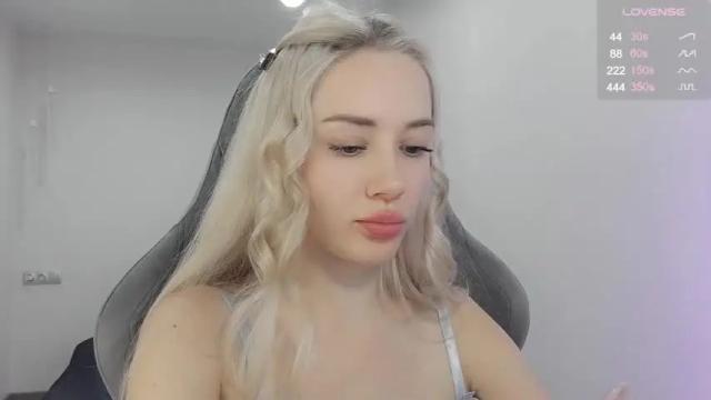 Thumbnail 1, _chatur_babe's Stream at Chaturbate, 13 months ago