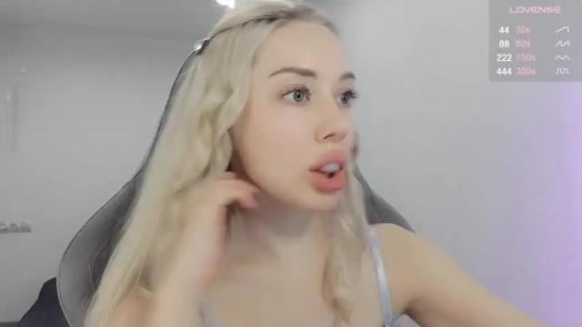 Image 6 of _chatur_babe Stream on Chaturbate on 13 months ago