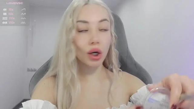 Image 12 of _chatur_babe Stream on Chaturbate on 13 months ago