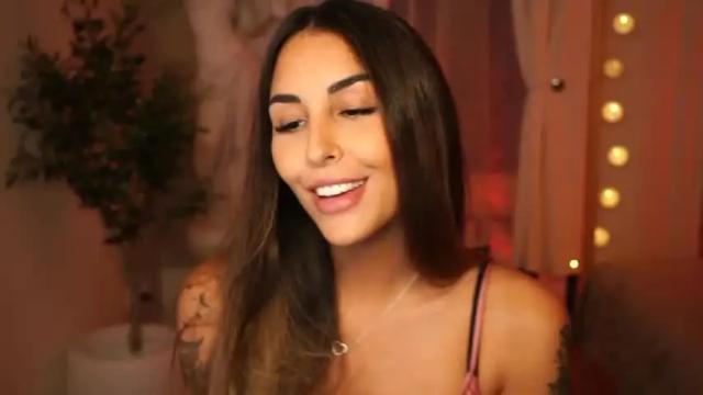 Image 4 of _cherry_crush Stream on Chaturbate on 22 months ago