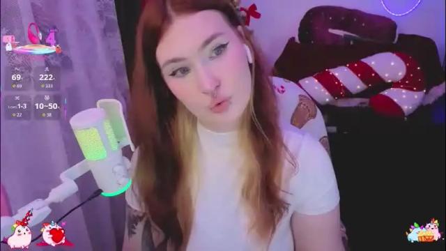 Image 8 of _chlo_e Stream on Chaturbate on 27 days ago