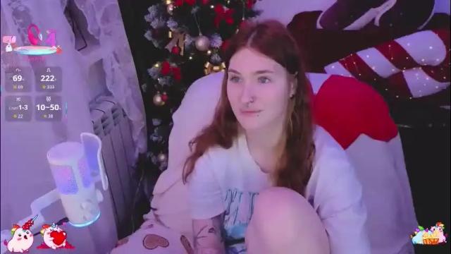 Image 2 of _chlo_e Stream on Chaturbate on 24 days ago