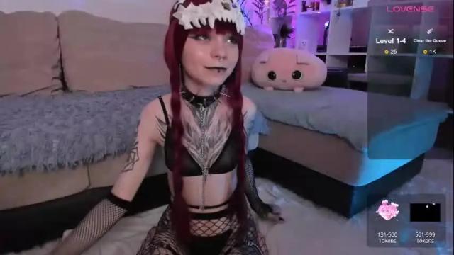 Image 7 of _chloesweeet_ Stream on Chaturbate on 3 months ago