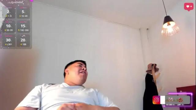 Image 10 of _cloe_n_billy_ Stream on Chaturbate on 9 months ago