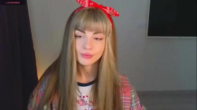 Image 2 of _comefeelme_ Stream on Chaturbate on 22 days ago