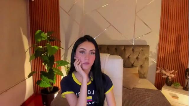 Image 12 of _coraliinee_ Stream on Chaturbate on 7 days ago