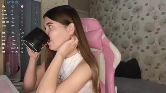 Image 12 of _cute_ice Stream on Chaturbate on 29 days ago