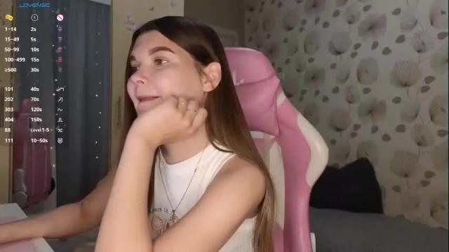 Image 2 of _cute_ice Stream on Chaturbate on 29 days ago