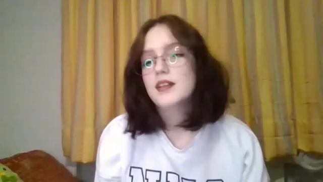Image 6 of _cutegirl_18 Stream on Chaturbate on 18 months ago
