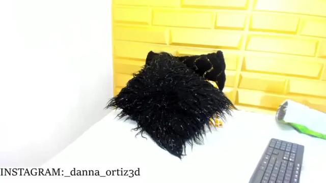 Image 8 of _danna_ortiz Stream on Chaturbate on 17 months ago