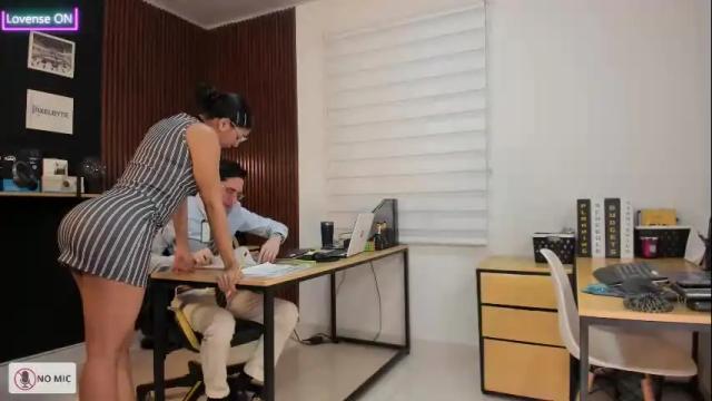 Image 3 of _danyland_ Stream on Chaturbate on 4 months ago