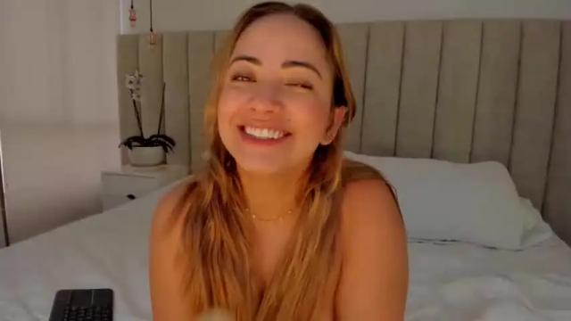 Image 3 of _dara_ Stream on Chaturbate on 13 months ago
