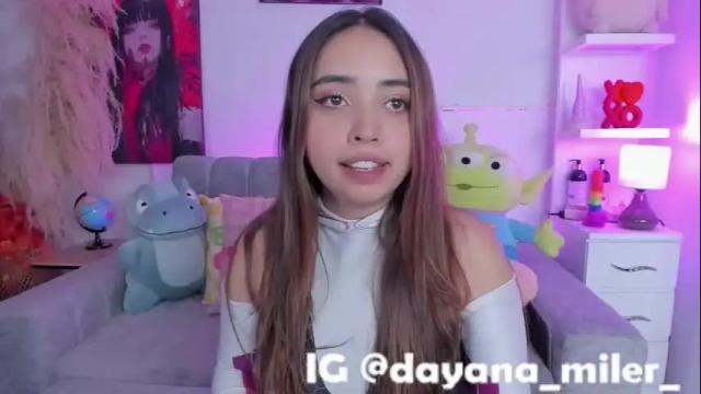 Image 7 of _dayana_miler Stream on Chaturbate on 1 month ago