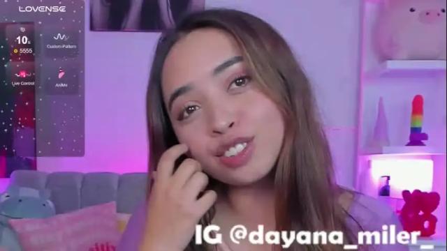 Image 2 of _dayana_miler Stream on Chaturbate on 1 month ago