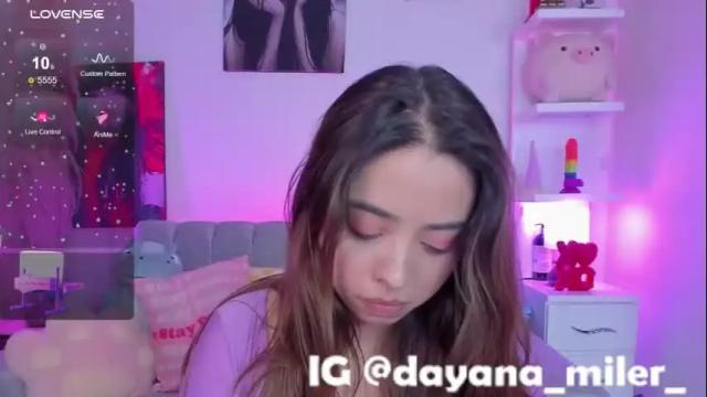 Image 4 of _dayana_miler Stream on Chaturbate on 1 month ago