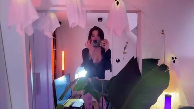 Image 10 of _deepthroatgalactica Stream on Chaturbate on 2 months ago