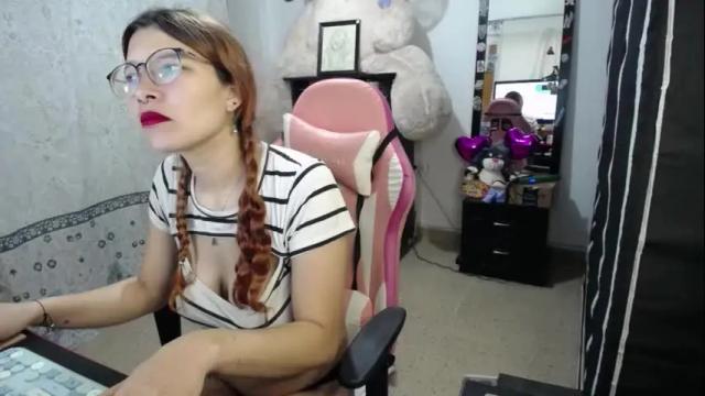 Image 12 of _dulcefox_ Stream on Chaturbate on 8 months ago