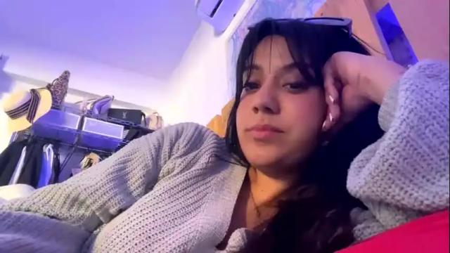 Thumbnail 2, _elena_barra's Stream at Chaturbate, 1 month ago