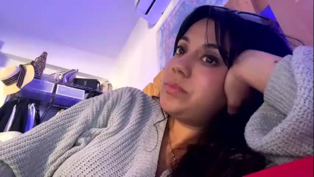 Image 6 of _elena_barra Stream on Chaturbate on 1 month ago