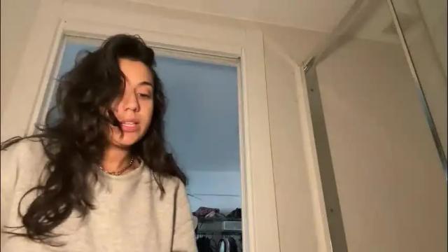 Thumbnail 1, _elena_barra's Stream at Chaturbate, 1 month ago