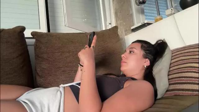 Image 12 of _elena_barra Stream on Chaturbate on 27 days ago
