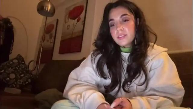 Image 3 of _elena_barra Stream on Chaturbate on 1 month ago