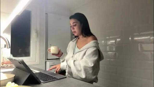 Image 6 of _elena_barra Stream on Chaturbate on 16 days ago