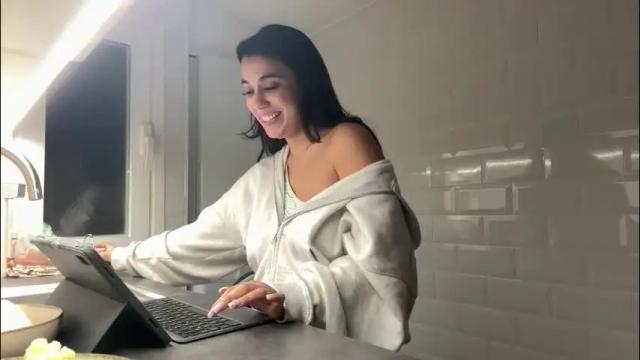 Image 7 of _elena_barra Stream on Chaturbate on 16 days ago