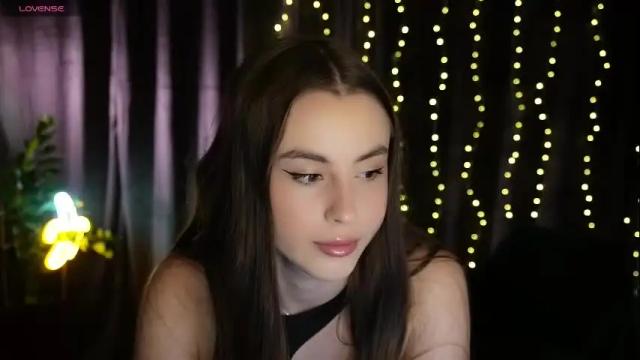 Image 4 of _elicharm Stream on Chaturbate on 1 month ago