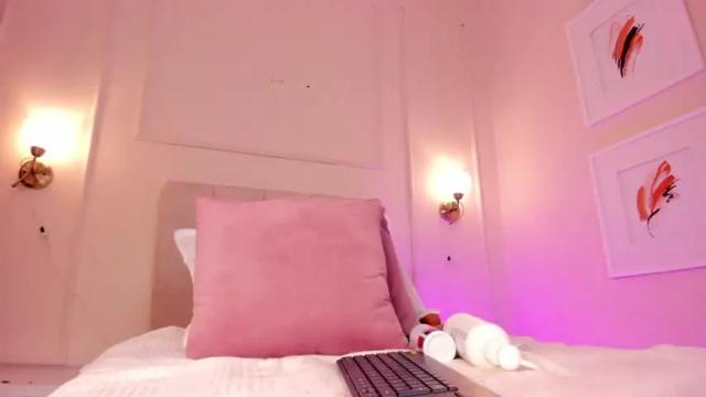 Image 11 of _elizabeth_18 Stream on Chaturbate on 15 months ago