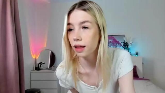 Thumbnail 3, _emiliaaa's Stream at Chaturbate, 15 months ago