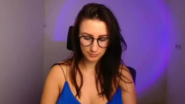 Image 6 of _emma_lay Stream on Chaturbate on 18 months ago
