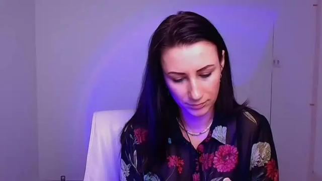 Image 3 of _emma_lay Stream on Chaturbate on 15 months ago