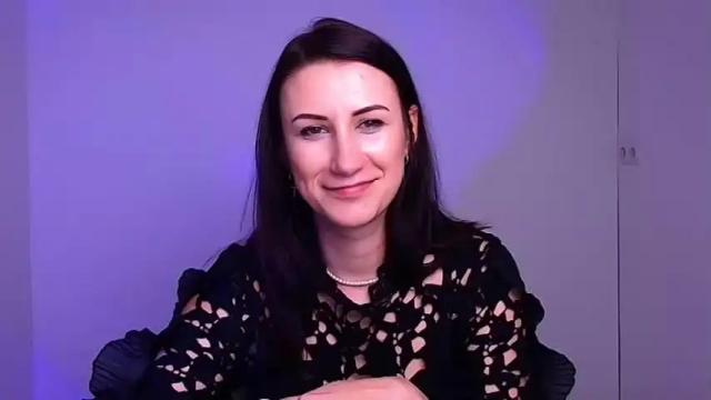 Image 2 of _emma_lay Stream on Chaturbate on 15 months ago