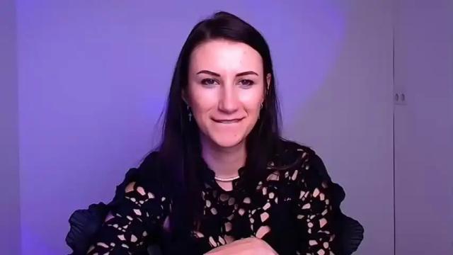 Image 3 of _emma_lay Stream on Chaturbate on 15 months ago