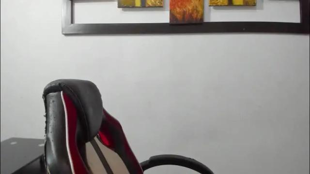 Image 2 of _emma_loyd_ Stream on Chaturbate on 2 months ago