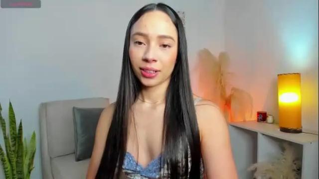 Image 4 of _emma_m Stream on Chaturbate on 2 months ago