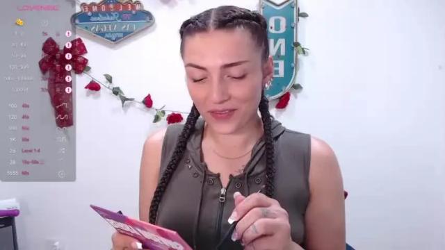 Image 6 of _ericavanderhill_ Stream on Chaturbate on 13 months ago