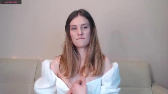 Thumbnail 2, _esmeraldiyaa_'s Stream at Chaturbate, 20 months ago