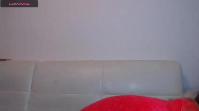 Image 12 of _esmeraldiyaa_ Stream on Chaturbate on 19 months ago