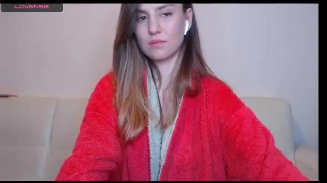 Image 3 of _esmeraldiyaa_ Stream on Chaturbate on 19 months ago